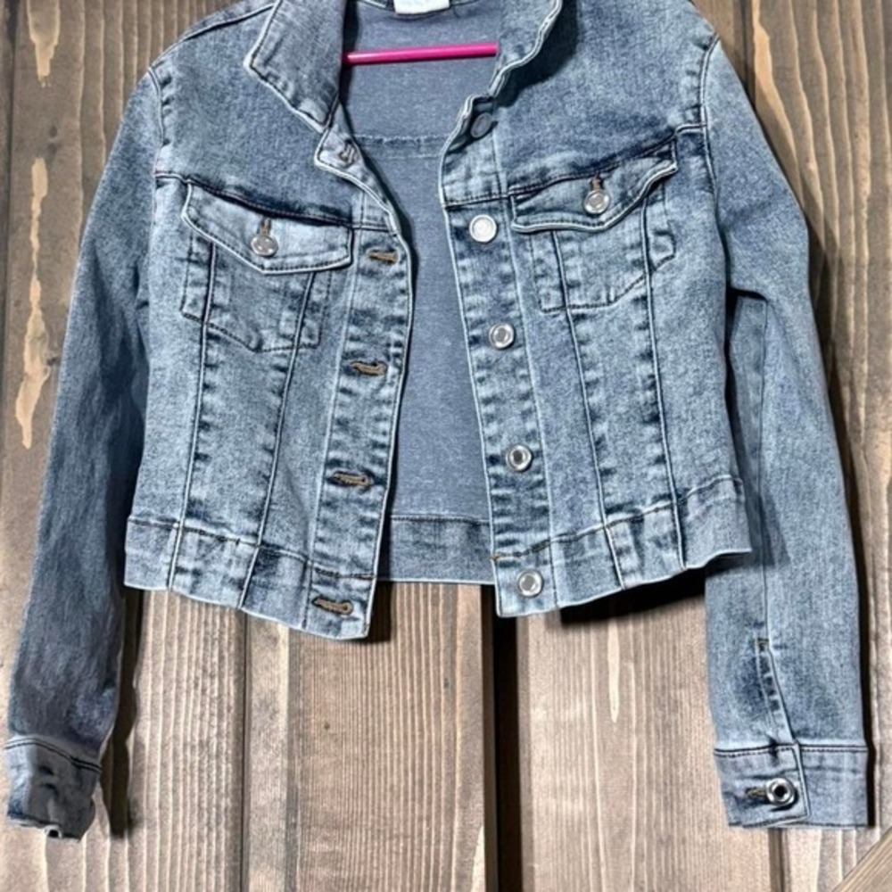 Self Esteem Womens Blue Acid Wash Cropped Denim Jacket Size Small Streetstyle